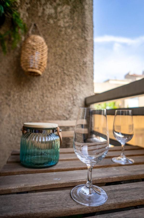 מרסיי Appartement Terrasse Vieux Port Cour Julien מראה חיצוני תמונה